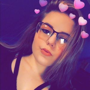 Meet your Posher, Lexi